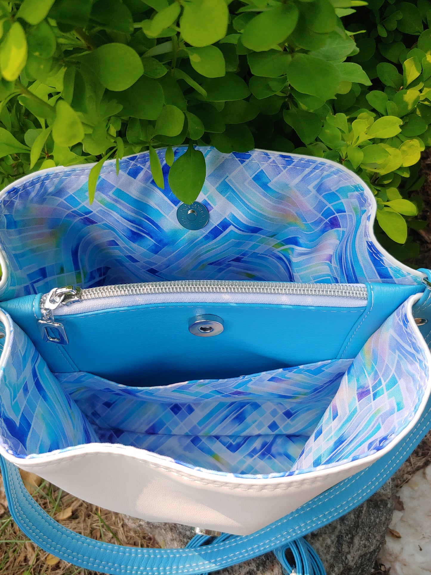 Hinterland Crossbody / Shoulder Bag