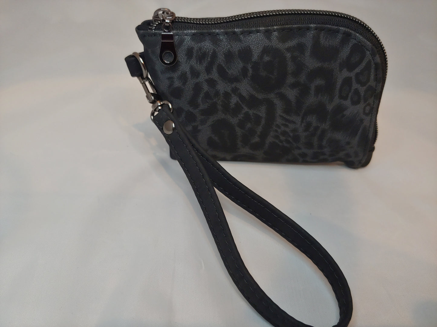 Yarrow Pouch Wristlet