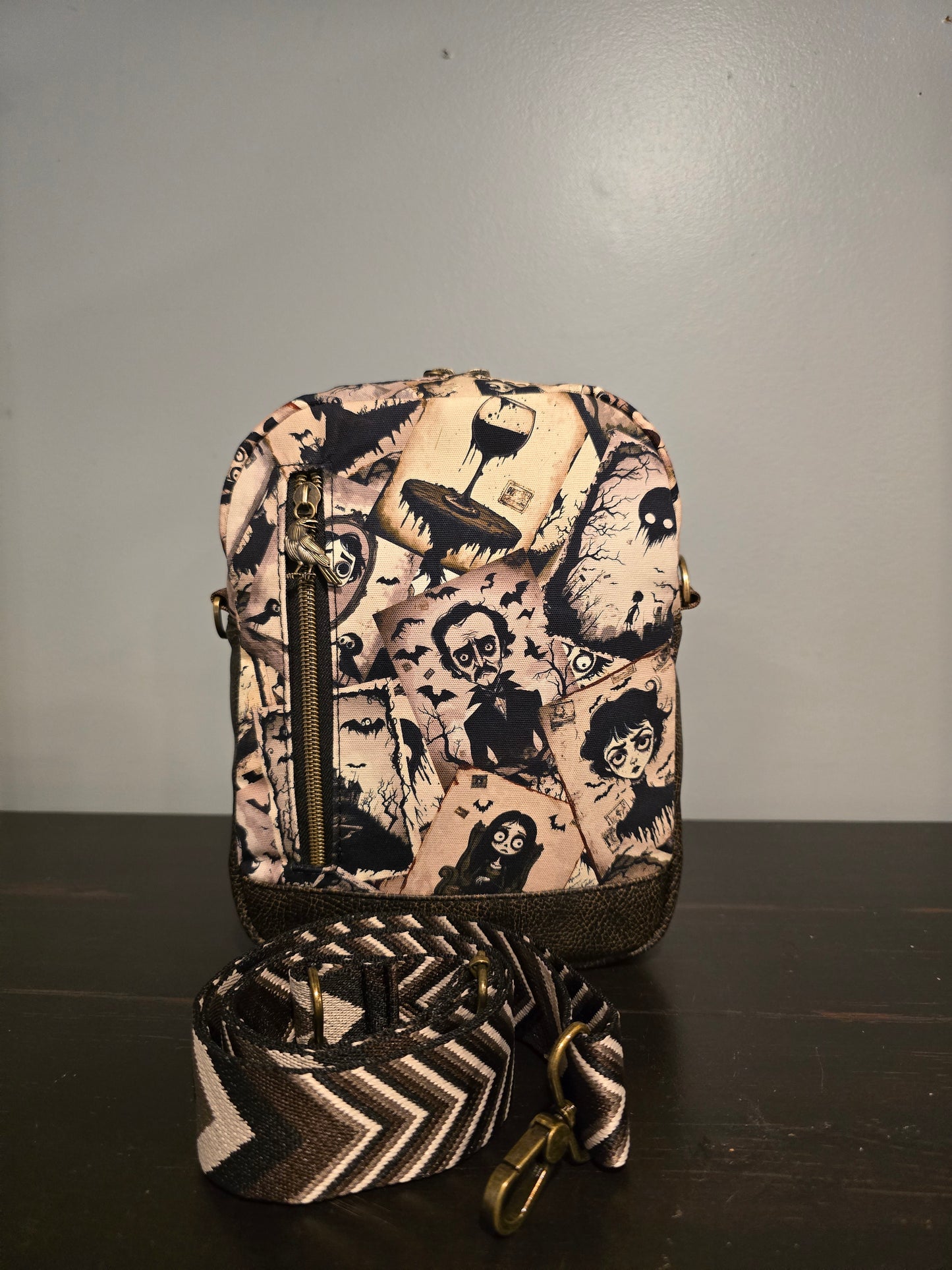 Pebble Sling / Crossbody