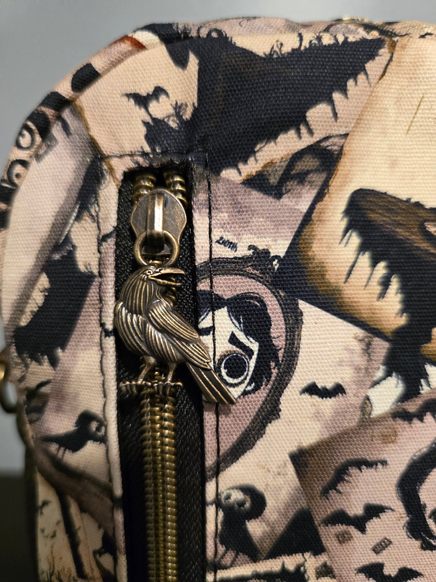 Pebble Sling / Crossbody