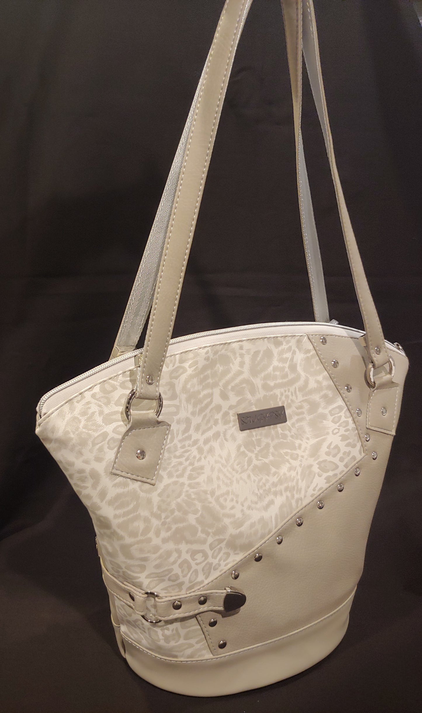 Nile Shoulder Bag